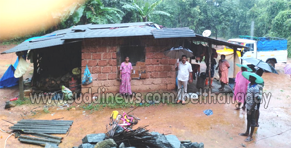 ಹೊಸಂಗಡಿ: ಗಾಳಿ ಮಳೆಗೆ ಐದು ಮನೆಗಳಿಗೆ ಹಾನಿ