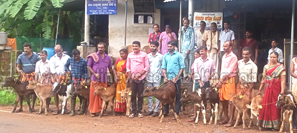 ಮಲೆಬೆಟ್ಟು ಹಾ.ಉ.ಸಹಕಾರ ಸಂಘದಲ್ಲಿ ಹೆಣ್ಣು ಕರು ಸಾಕಾಣಿಕೆ ಮಾಹಿತಿ ಶಿಬಿರ