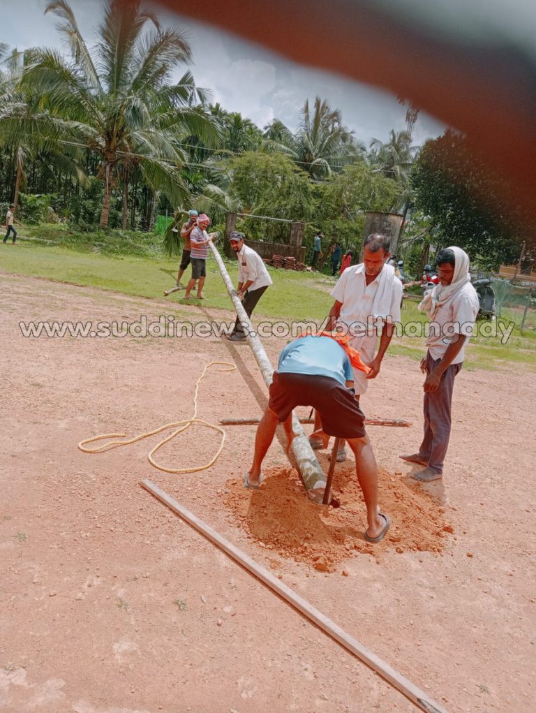 ಕೊಯ್ಯೂರು: ಸರಕಾರಿ ಹಿರಿಯ ಪ್ರಾಥಮಿಕ ಶಾಲೆಯಲ್ಲಿ ಶ್ರಮದಾನ