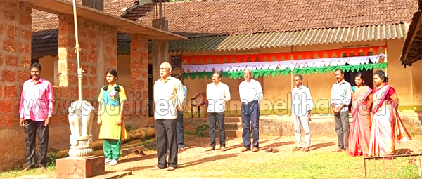 ಉರುವಾಲು ಶ್ರೀ ಭಾರತೀ ಆಂಗ್ಲ ಮಾಧ್ಯಮ ಪ್ರೌಢಶಾಲೆಯಲ್ಲಿ ಸ್ವಾತಂತ್ರೋತ್ಸವ ಆಚರಣೆ