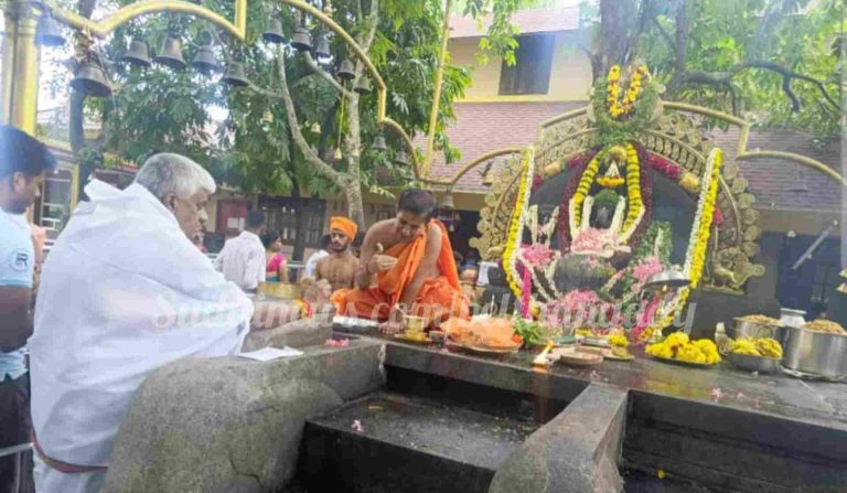 ಸೌತಡ್ಕಕ್ಕೆ ಮಾಜಿ ಸಚಿವ ಹೆಚ್.ಡಿ ರೇವಣ್ಣ ಭೇಟಿ