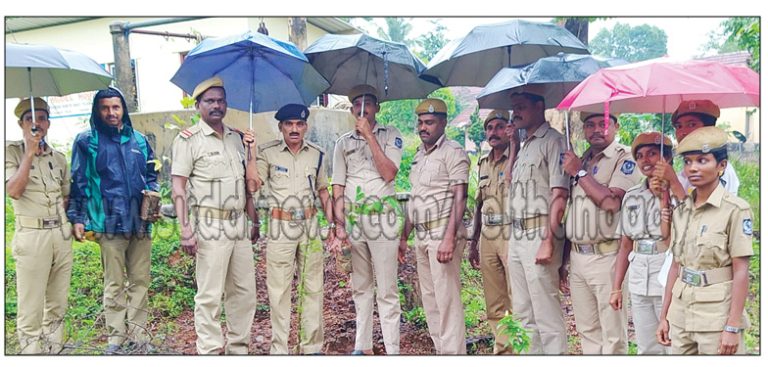 ಗೃಹರಕ್ಷಕ ದಳದಿಂದ ವನಮಹೋತ್ಸವ ಕಾರ್ಯಕ್ರಮ