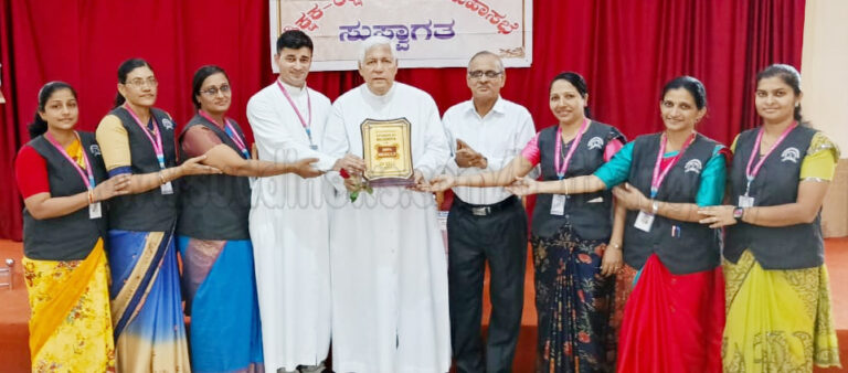 ಬೆಳ್ತಂಗಡಿ: ಹೋಲಿ ರಿಡೀಮರ್ ಆಂಗ್ಲ ಮಾಧ್ಯಮ ಶಾಲೆಯಲ್ಲಿ ಹತ್ತನೇ ತರಗತಿಯ ವಿದ್ಯಾರ್ಥಿಗಳ ಪೋಷಕರ ಸಭೆ