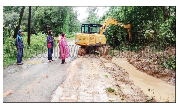 ಸುದ್ದಿ ವರದಿ ಫಲಶೃತಿ: ಬಿಜೆಪಿ ಬೂತ್ ಸಮಿತಿ ವತಿಯಿಂದ ಬೆಳಾಲು-ಮಾಯ ರಸ್ತೆಯ ತಾತ್ಕಾಲಿಕ ದುರಸ್ಥಿ