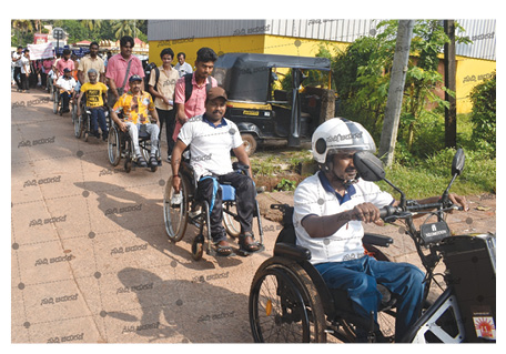 ಪುತ್ತೂರು ತಾಲೂಕಿನಲ್ಲಿ ದಿವ್ಯಾಂಗರ ಗಾಲಿಕುರ್ಚಿ ಜಾಥಾ