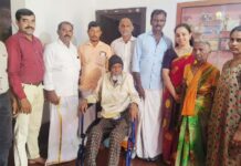 ಬಾಬು ಅವರಿಗೆ ಕಾಮೋಡ್ ವೀಲ್ ಚೇಯರ್ ವಿತರಣೆ