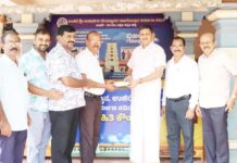 ಉಜಿರೆ: ಅನುಗ್ರಹ ವಿವಿಧೋದ್ದೇಶ ಸಹಕಾರ ಸಂಘದಿಂದ ಶ್ರೀ ಜನಾರ್ಧನ ದೇವಸ್ಥಾನದ ವಿಜಯ ಗೋಪುರ ನಿರ್ಮಾಣಕ್ಕೆ ರೂ.50,000/- ದೇಣಿಗೆ ಹಸ್ತಾಂತರ