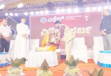 ಎಕ್ಸೆಲ್ ಪದವಿ ಪೂರ್ವ ಕಾಲೇಜಿನಲ್ಲಿ ಎಕ್ಸೆಲ್ ಪರ್ಬ ಕಾರ್ಯಕ್ರಮದ ಪ್ರತಿಭಾ ಪುರಸ್ಕಾರ ಸಮಾರಂಭ: ಶಿಕ್ಷಣವೇ ಎಲ್ಲಾ ಸಮಸ್ಯೆಗಳಿಗೆ ರಾಮಬಾಣ: ನಿಜಲಿಂಗೇಶ್ವರ ಸ್ವಾಮೀಜಿ