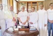 ಬೆಳ್ತಂಗಡಿ: ಧರ್ಮಪ್ರಾಂತ್ಯದ ಧರ್ಮಾಧ್ಯಕ್ಷ ಜೇಮ್ಸ್ ಪಟ್ಟೇರಿಲ್ ಅವರು ಡಾ.ಡಿ. ವೀರೇಂದ್ರ ಹೆಗ್ಗಡೆಯವರನ್ನು ಭೇಟಿ